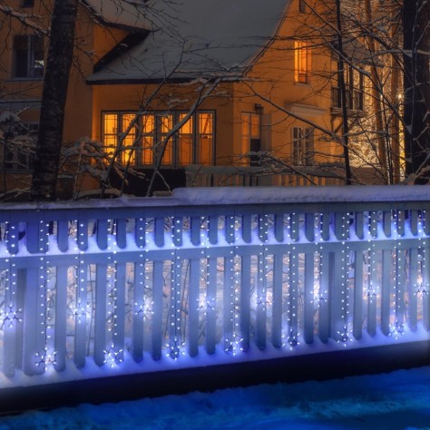 LED висулки със снежинки – 5м, ефектна коледна декорация LED висулки със снежинки – 5м, ефектна коледна декорация
